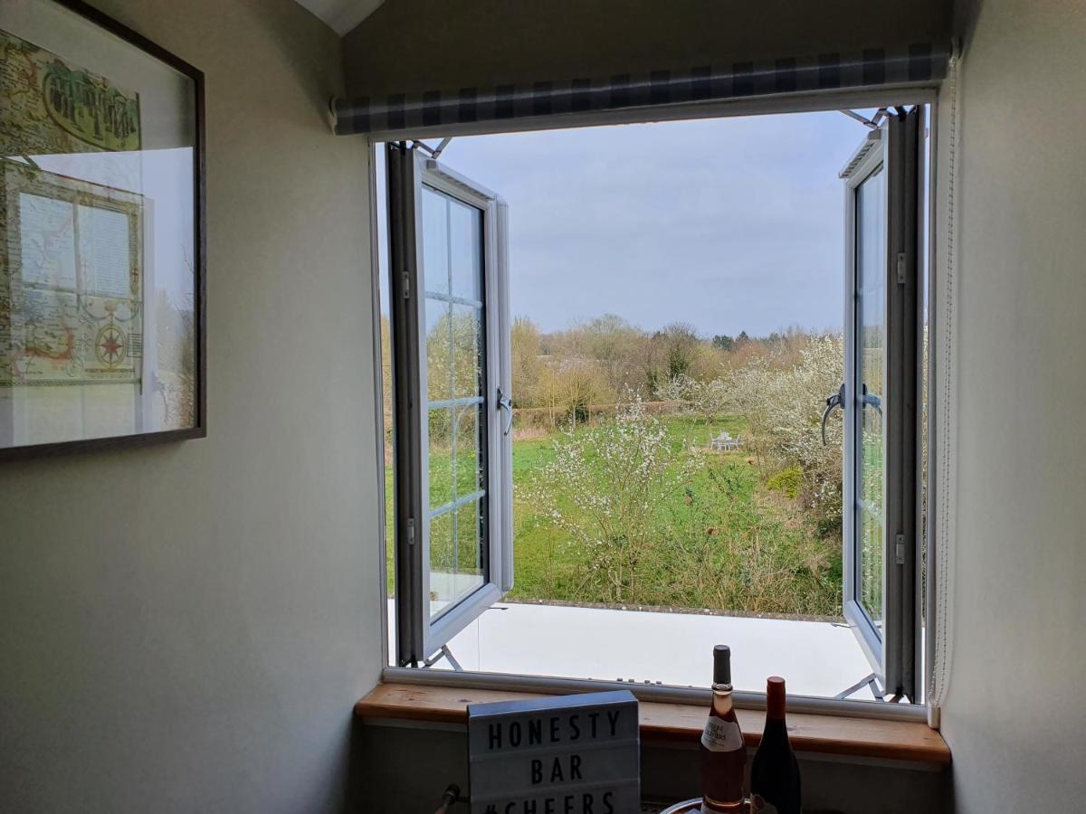 Beautiful 2 Bedroom Guest House With Private Pool In Lacock, Wiltshire Zewnętrze zdjęcie