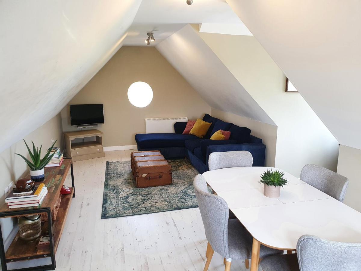 Beautiful 2 Bedroom Guest House With Private Pool In Lacock, Wiltshire Zewnętrze zdjęcie